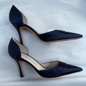 SOLD Manolo Blahnik Size 9